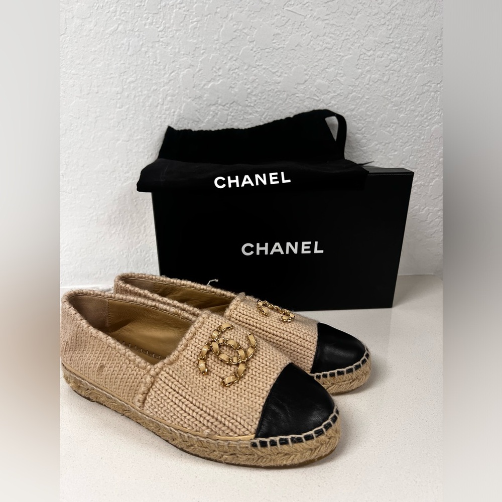 CHANEL Knitted Wool Lambskin Chain CC Espadrilles Size: 38